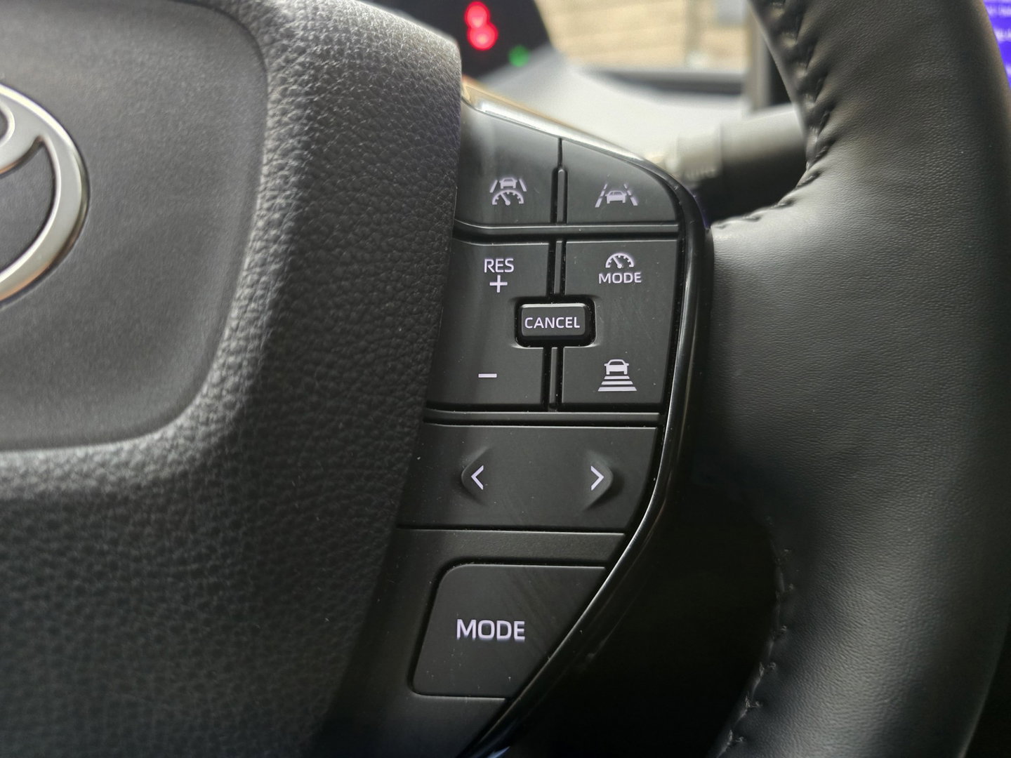 Toyota Prius 2.0 Plug-in Executive Panoramadak Navi clima camera LM