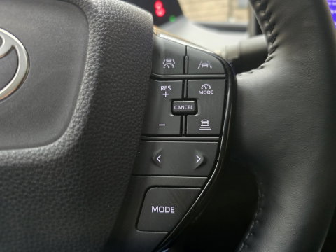 Toyota Prius 2.0 Plug-in Executive Panoramadak Navi clima camera LM