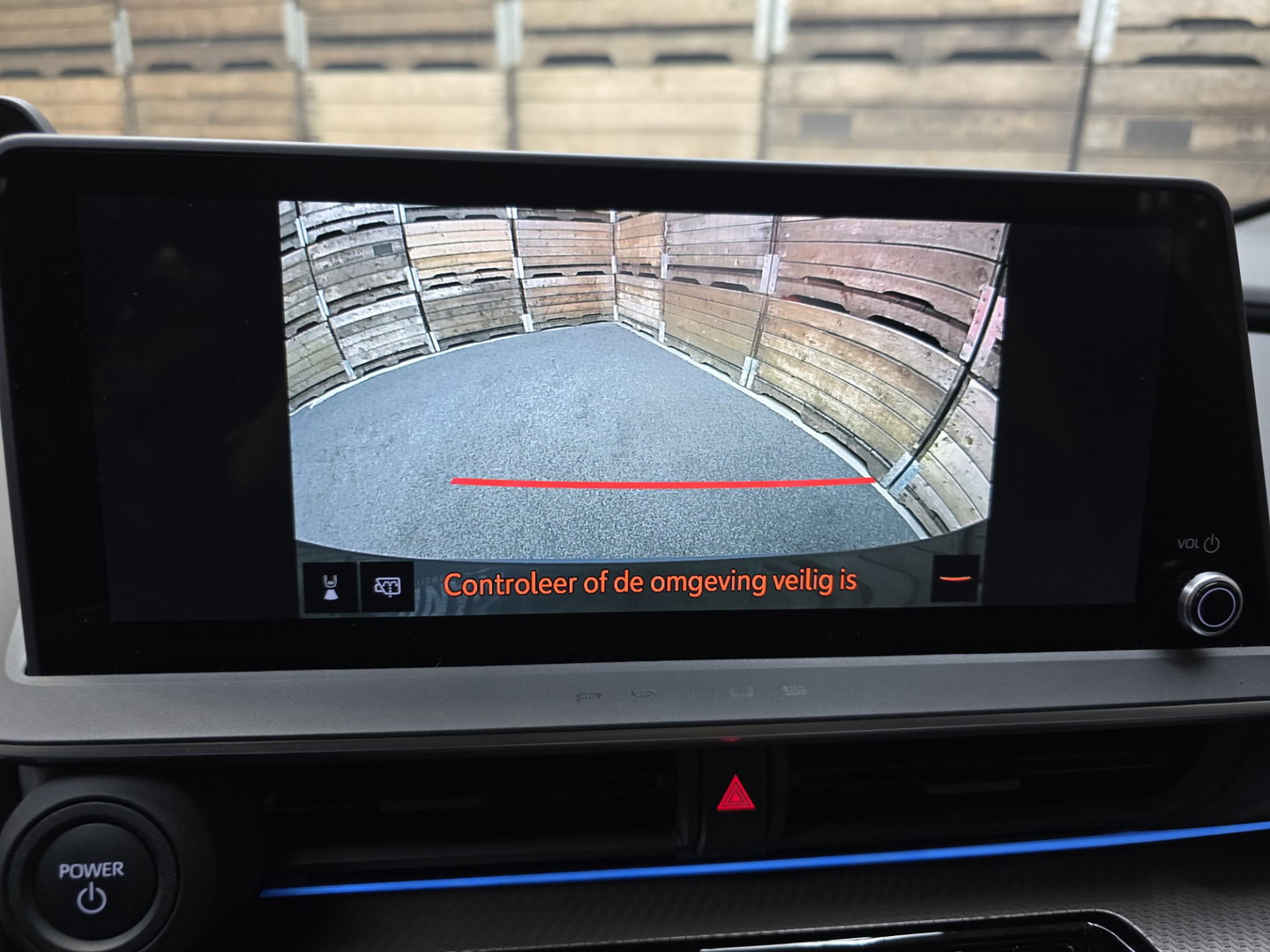 Toyota Prius 2.0 Plug-in Executive Panoramadak Navi clima camera LM