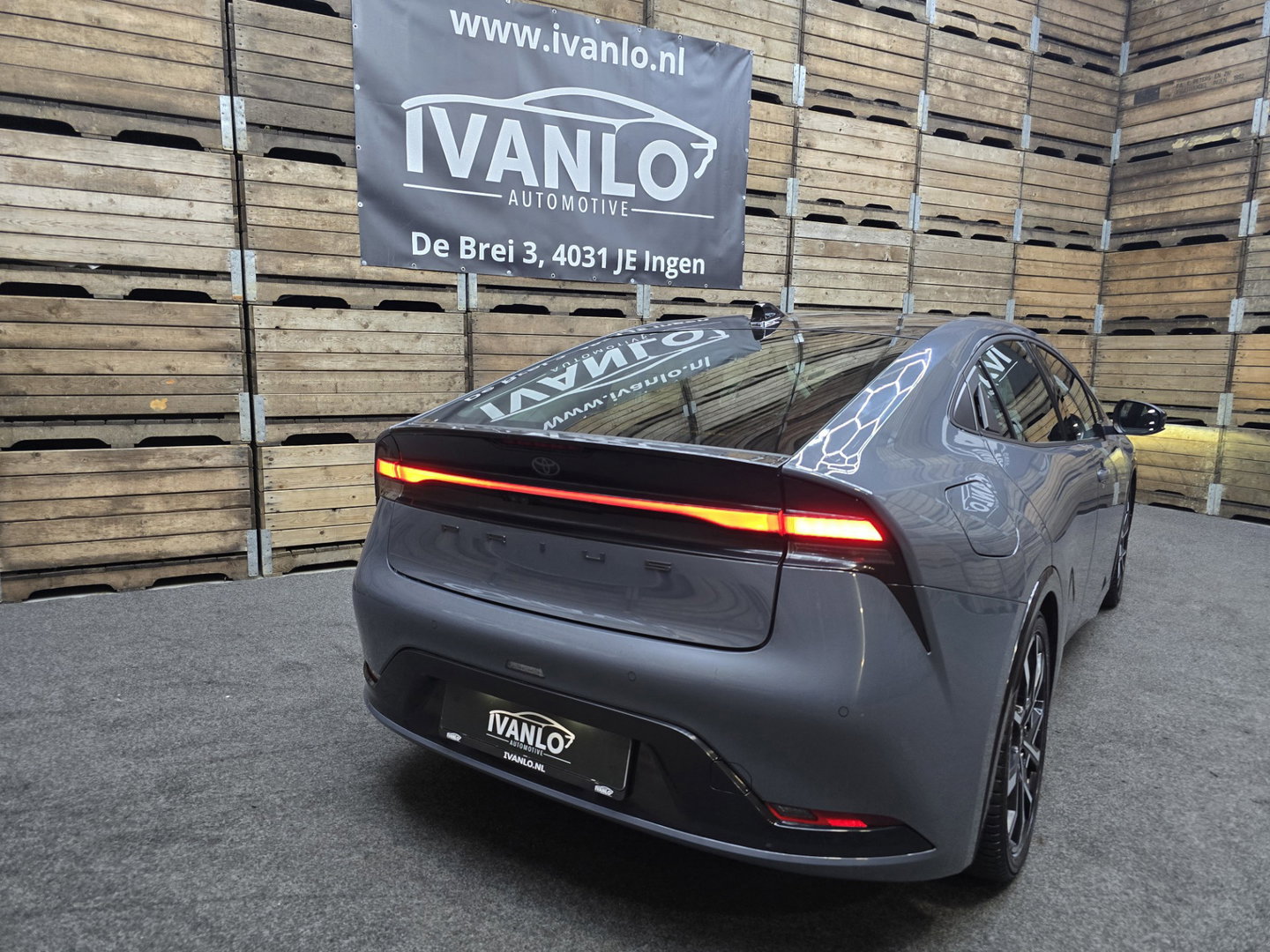 Toyota Prius 2.0 Plug-in Executive Panoramadak Navi clima camera LM