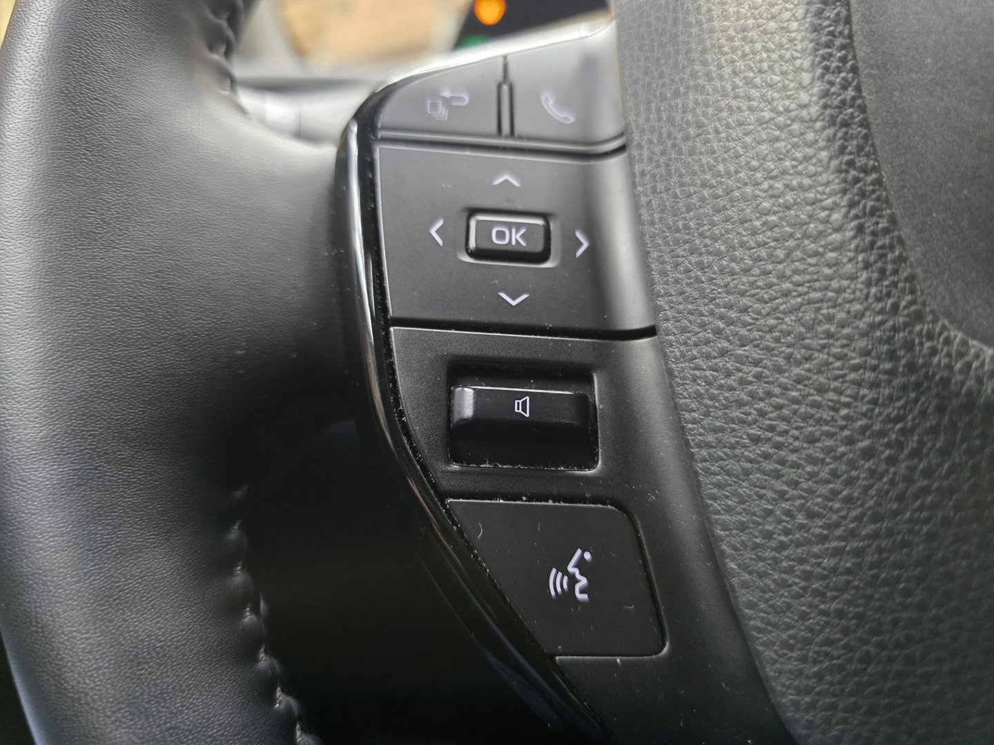 Toyota Prius 2.0 Plug-in Executive Panoramadak Navi clima camera LM