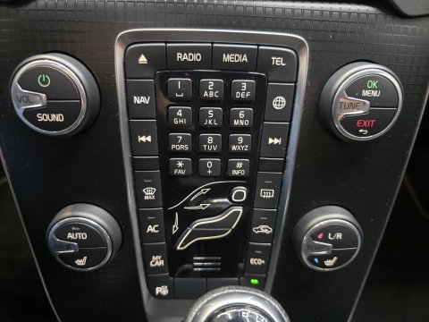 Volvo V40 1.5 T3 Kinetic R Design Pano LED Camera Trekhaak Clima Cruise LM