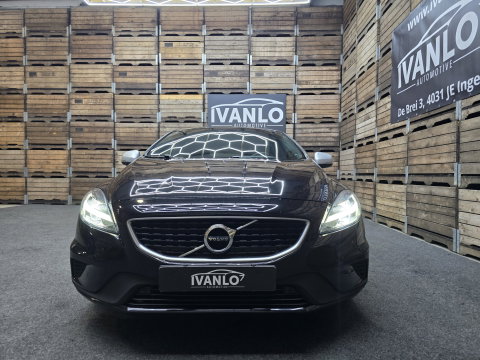 Volvo V40 1.5 T3 Kinetic R Design Pano LED Camera Trekhaak Clima Cruise LM