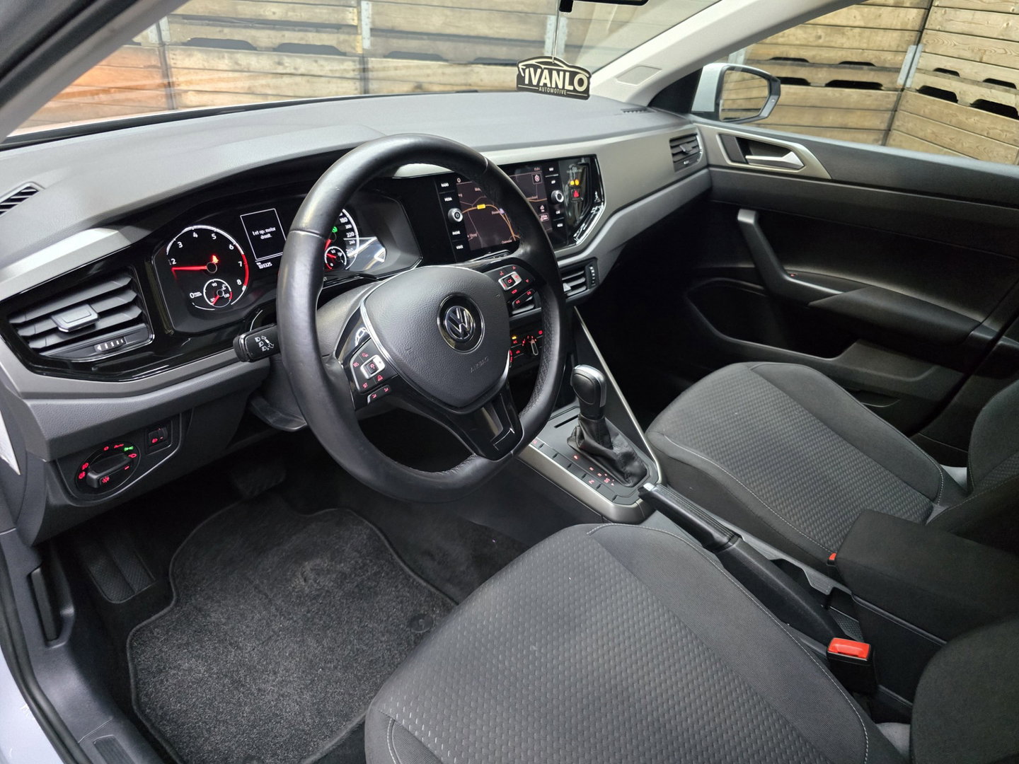 Volkswagen Polo 1.0 TSI Comfortline Navi Carplay PDC V&A Airco Cruise