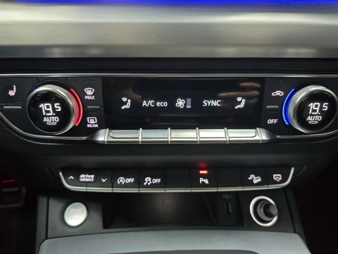 Audi Q5 45 TFSI quattro S edition 3x S line LED Pano Clima Navi Sfeer VCP 21"LM