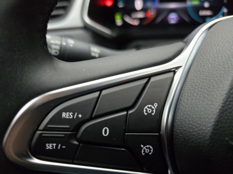 Renault Captur 1.6 E-Tech Hybrid 145 Limited Navigatie Clima Cruise LED LM 98.3 SOH