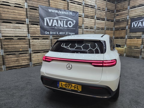 Mercedes-Benz EQC 400 4MATIC Business Solution AMG 80 kWh Navi Sfeerverlichting Camera 20"LM