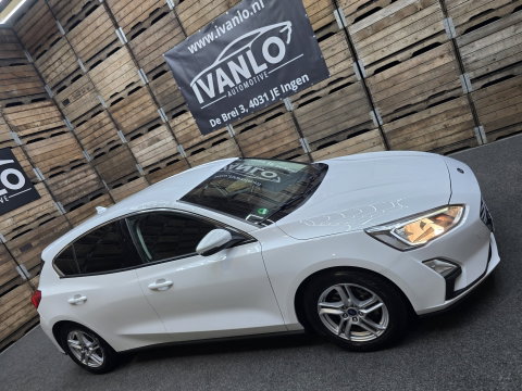 Ford Focus 1.0 EcoBoost Trend Edition Business PDC Navi Clima Cruise LM