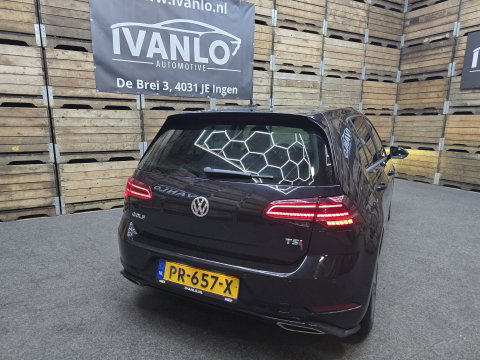 Volkswagen Golf 1.4 TSI R-Line Highline VCP LED Matrix Clima Carplay Navi 17"LM