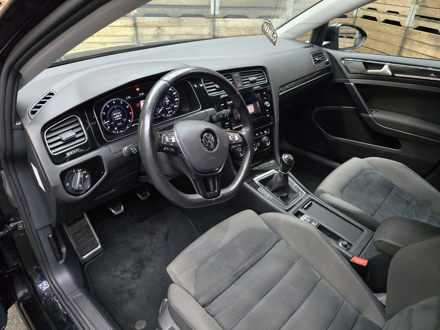 Volkswagen Golf 1.4 TSI R-Line Highline VCP LED Matrix Clima Carplay Navi 17"LM