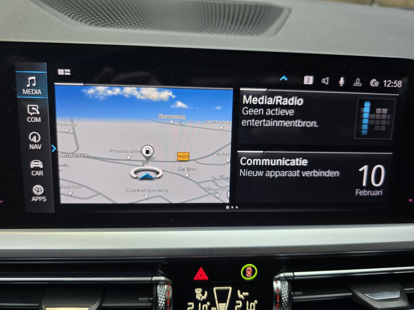 BMW 3-serie 330e eDrive Edition M sport HUD Pano Leder Camera perf 19"LM