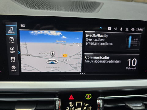 BMW 3-serie 330e eDrive Edition M sport HUD Pano Leder Camera perf 19"LM