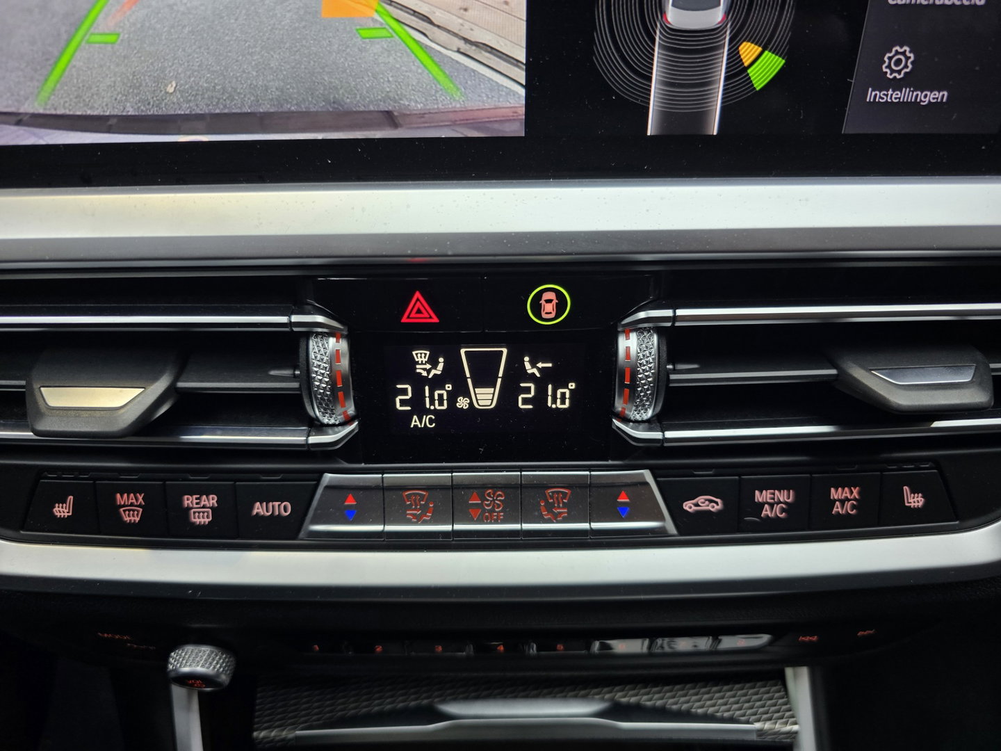 BMW 3-serie 330e eDrive Edition M sport HUD Pano Leder Camera perf 19"LM