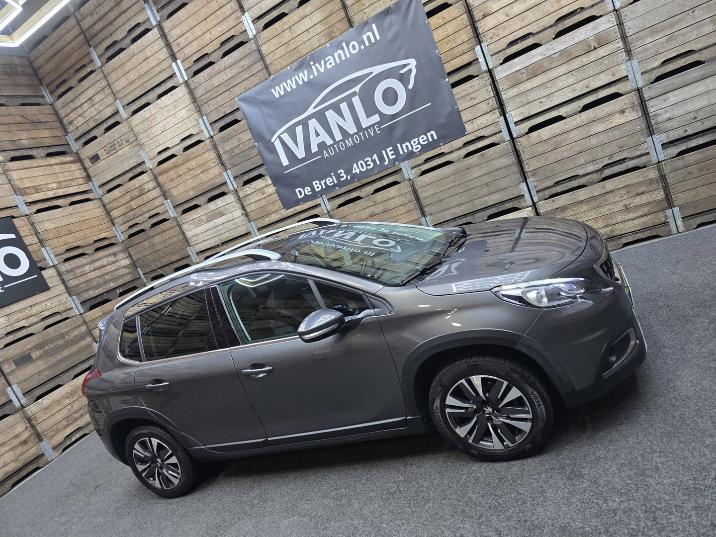 Peugeot 2008 1.2 PureTech Allure Pano Trekhaak Clima Navi Camera Bluetooth 16"LM