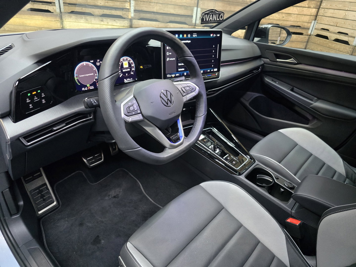 Volkswagen Golf 1.5 eHybrid GTE Leder "vienna"Led IQ Lights Pano Trekhaak HUD 18"LM 272 PK!