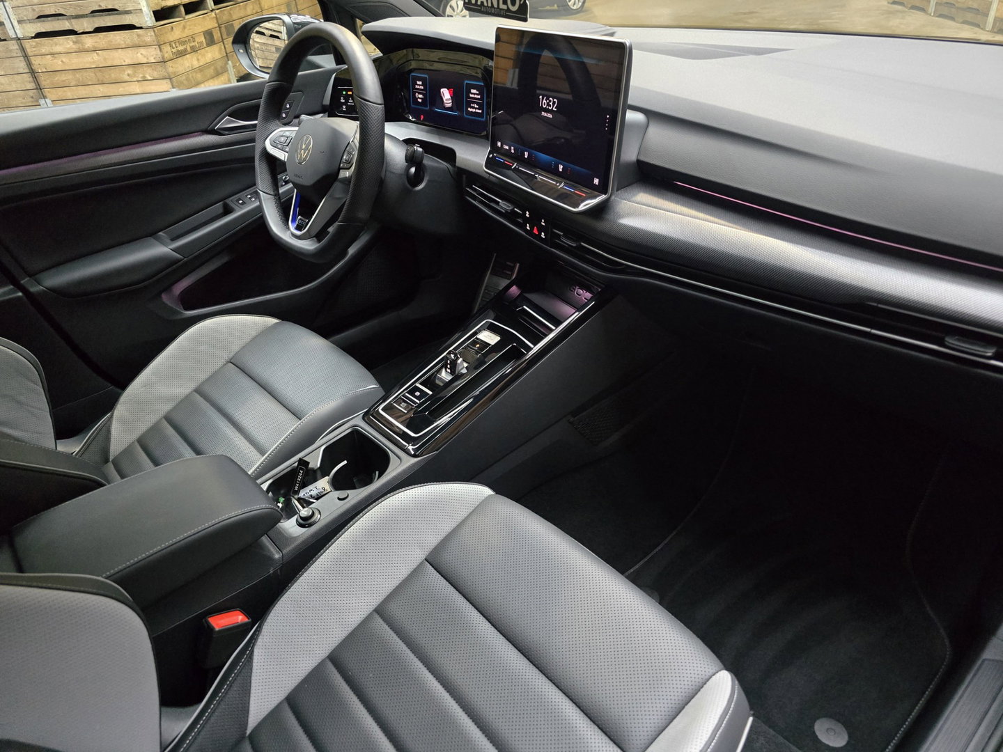 Volkswagen Golf 1.5 eHybrid GTE Leder "vienna"Led IQ Lights Pano Trekhaak HUD 18"LM 272 PK