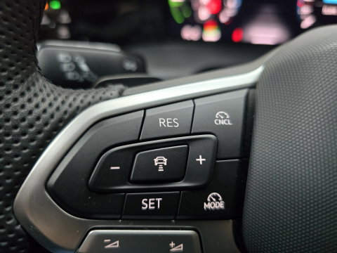 Volkswagen Golf 1.5 eHybrid GTE Leder "vienna"Led IQ Lights Pano Trekhaak HUD 18"LM 272 PK