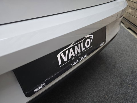 Volkswagen Golf 1.5 eHybrid GTE Leder "vienna"Led IQ Lights Pano Trekhaak HUD 18"LM 272PK!