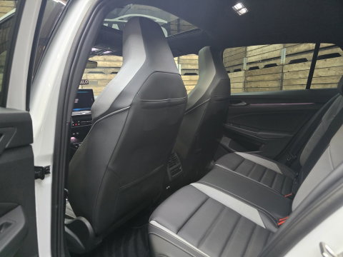 Volkswagen Golf 1.5 eHybrid GTE Leder "vienna"Led IQ Lights Pano Trekhaak HUD 18"LM 272PK!