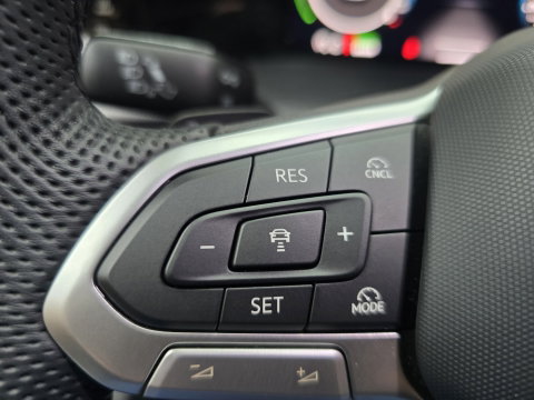 Volkswagen Golf 1.5 eHybrid GTE Leder "vienna"Led IQ Lights Pano Trekhaak HUD 18"LM 272PK!