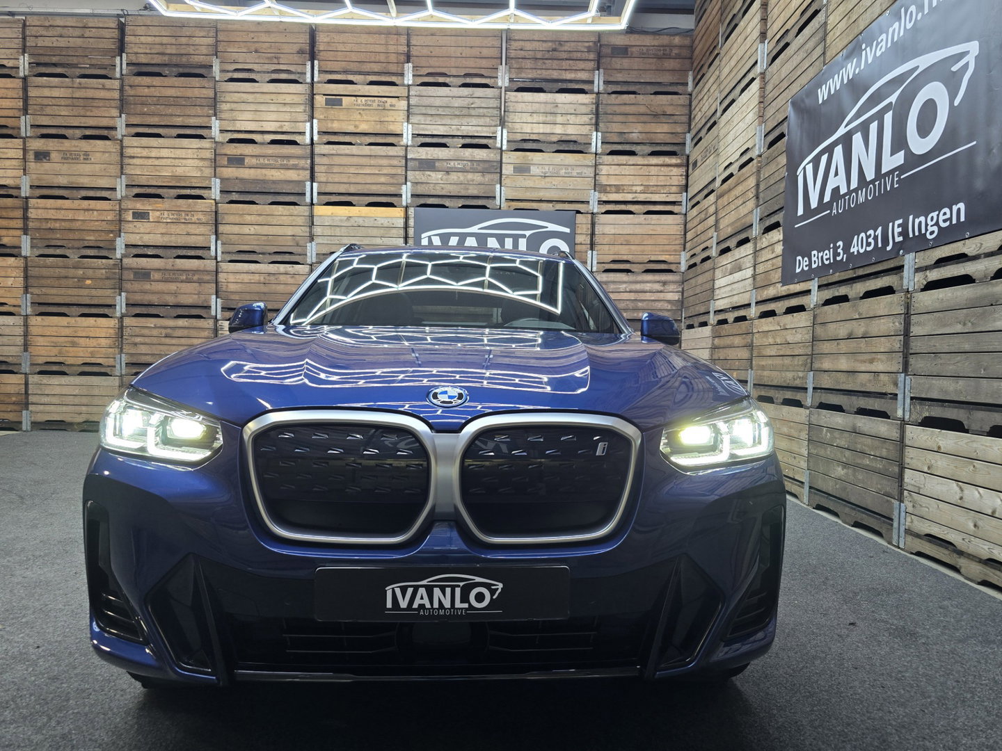 BMW iX3 High Executive 80 kWh Pano LED navi Trekhaak 19"LM 96% SOH