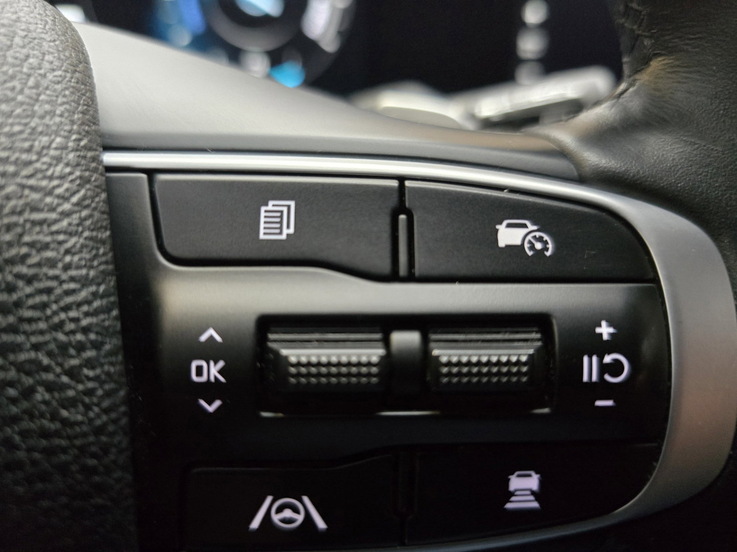 Kia Sportage 1.6 T-GDi Plug-in Hybrid AWD DynamicPlusLine Navi Trekhaak 19"LM