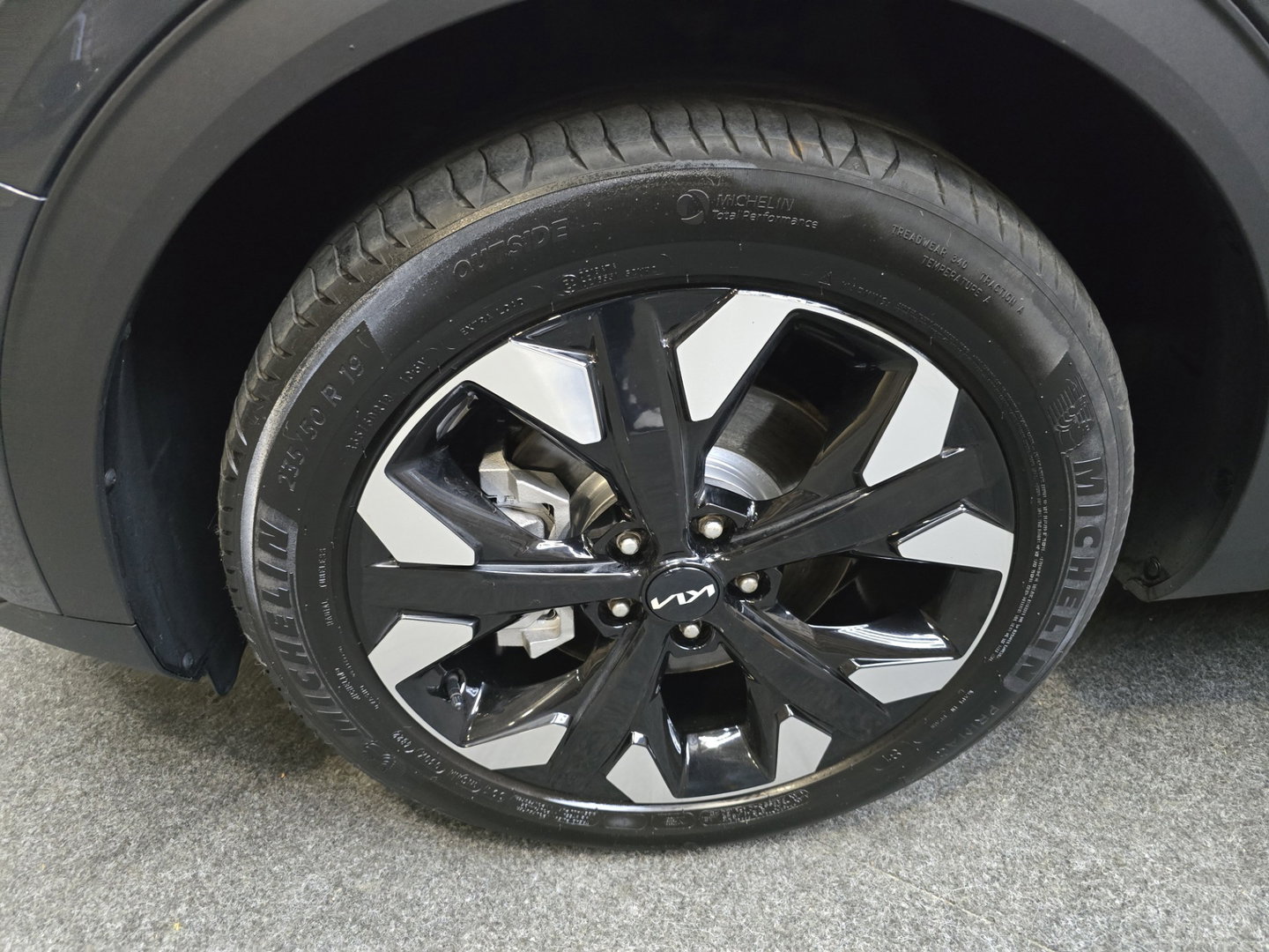Kia Sportage 1.6 T-GDi Plug-in Hybrid AWD DynamicPlusLine Navi Trekhaak 19"LM