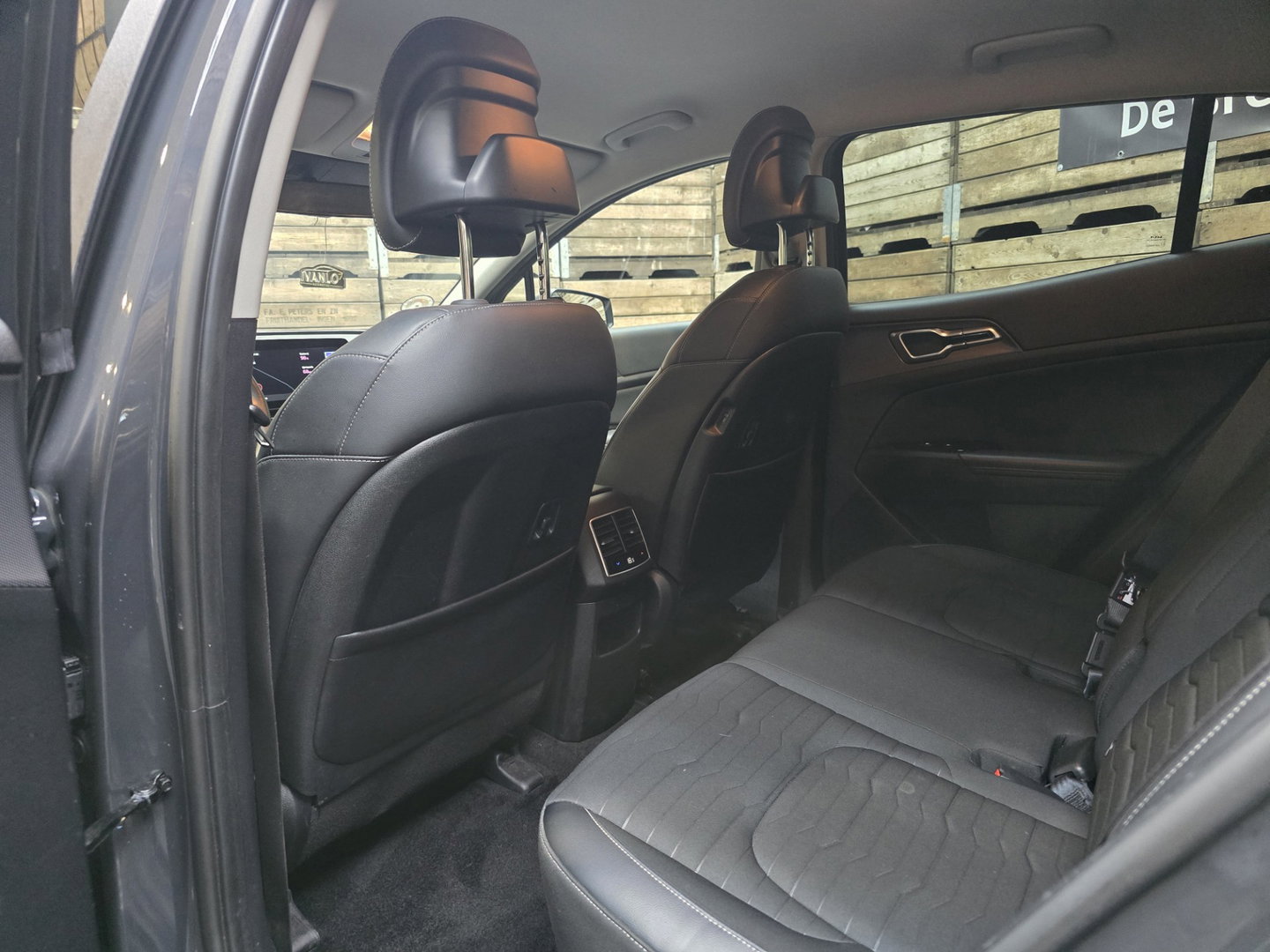 Kia Sportage 1.6 T-GDi Plug-in Hybrid AWD DynamicPlusLine Navi Trekhaak 19"LM