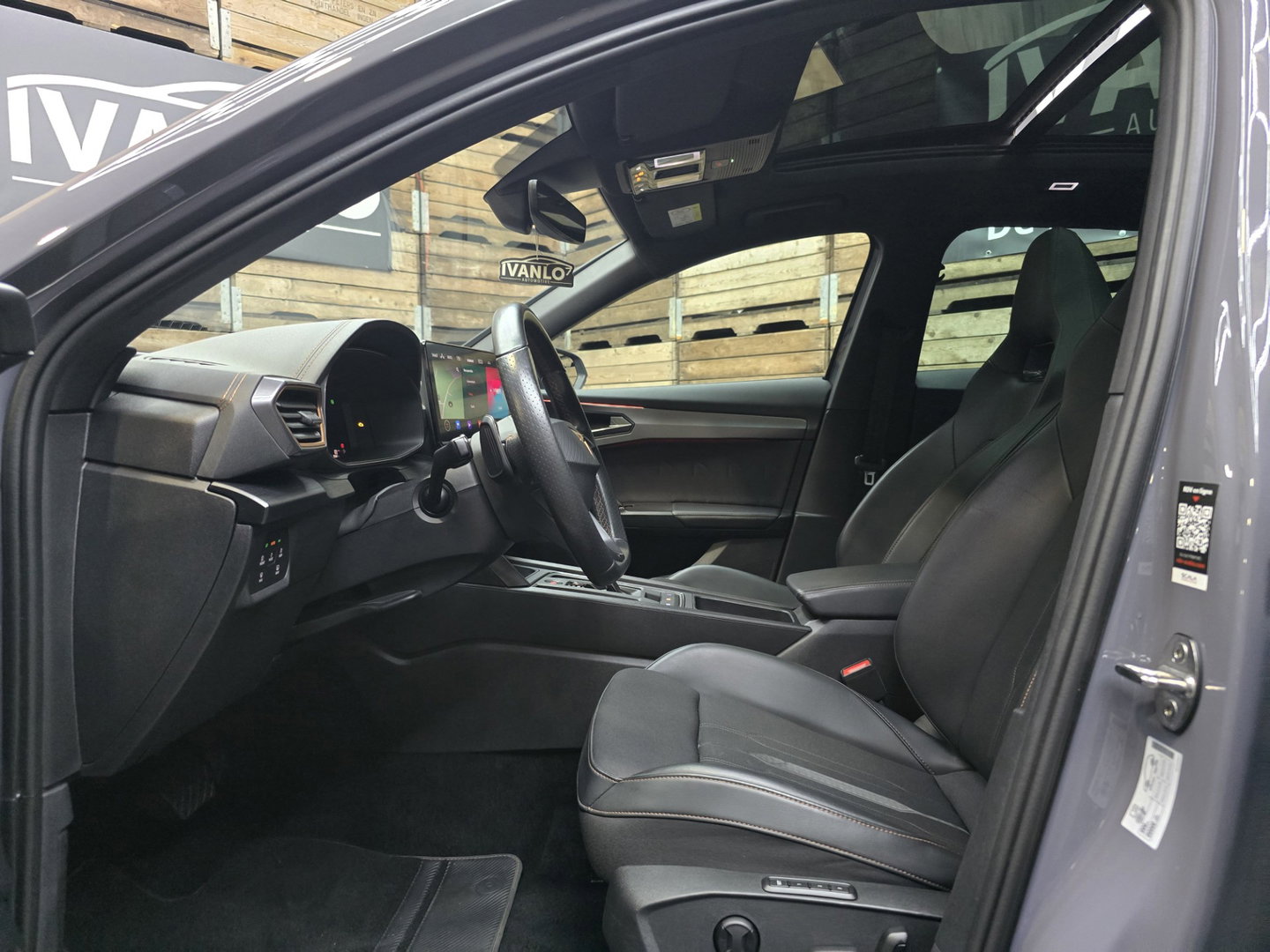 CUPRA Formentor 1.4 TSI e-Hybrid Essential Panoramadak LED Matrix Camera Cruise 18"LM