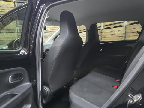 SEAT Mii 1.0 Style Sport Bluetooth Airco Cruise PDC 15"LM NAP