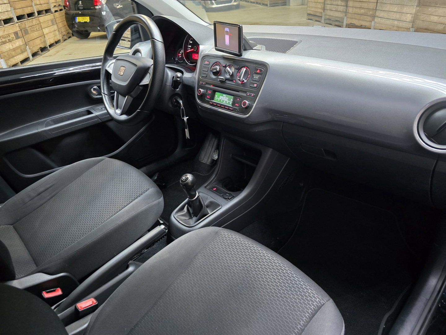 SEAT Mii 1.0 Style Sport Bluetooth Airco Cruise PDC 15"LM NAP