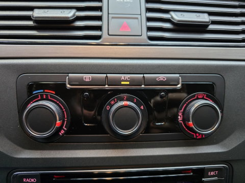 Volkswagen Caddy 2.0 TDI Comfortline DC!! 5 Pers.NAVI Cruise Airco PDC 2x Schuifdeur Trekhaak LM!