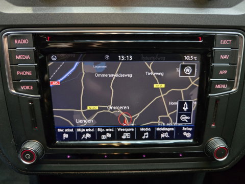 Volkswagen Caddy 2.0 TDI Comfortline DC!! 5 Pers.NAVI Cruise Airco PDC 2x Schuifdeur Trekhaak LM!