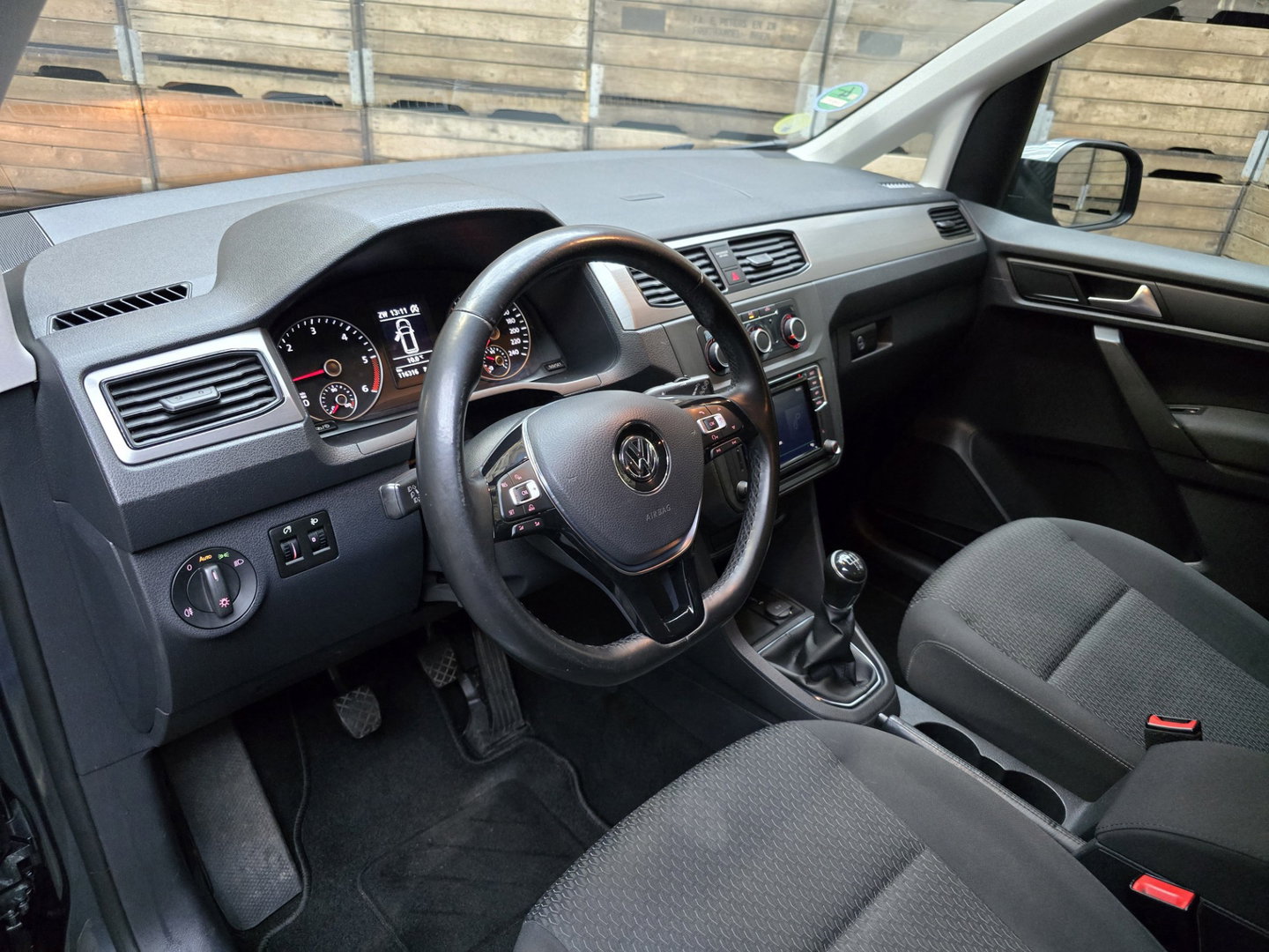 Volkswagen Caddy 2.0 TDI Comfortline DC!! 5 Pers.NAVI Cruise Airco PDC 2x Schuifdeur Trekhaak LM!
