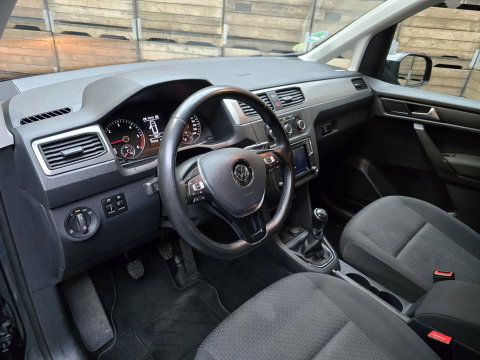 Volkswagen Caddy 2.0 TDI Comfortline DC!! 5 Pers.NAVI Cruise Airco PDC 2x Schuifdeur Trekhaak LM!