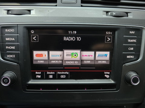 Volkswagen Golf 1.2 TSI Business Edition Connected Pano Led Navi Clima PDC Trekhaak LM