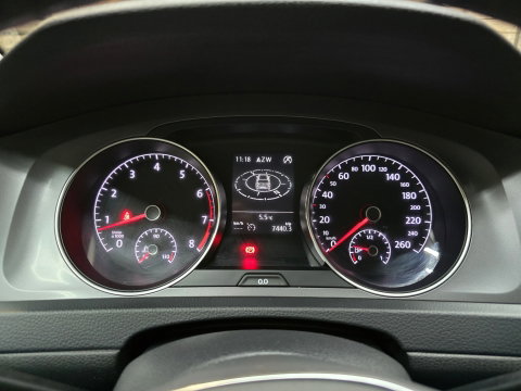 Volkswagen Golf 1.2 TSI Business Edition Connected Pano Led Navi Clima PDC Trekhaak LM