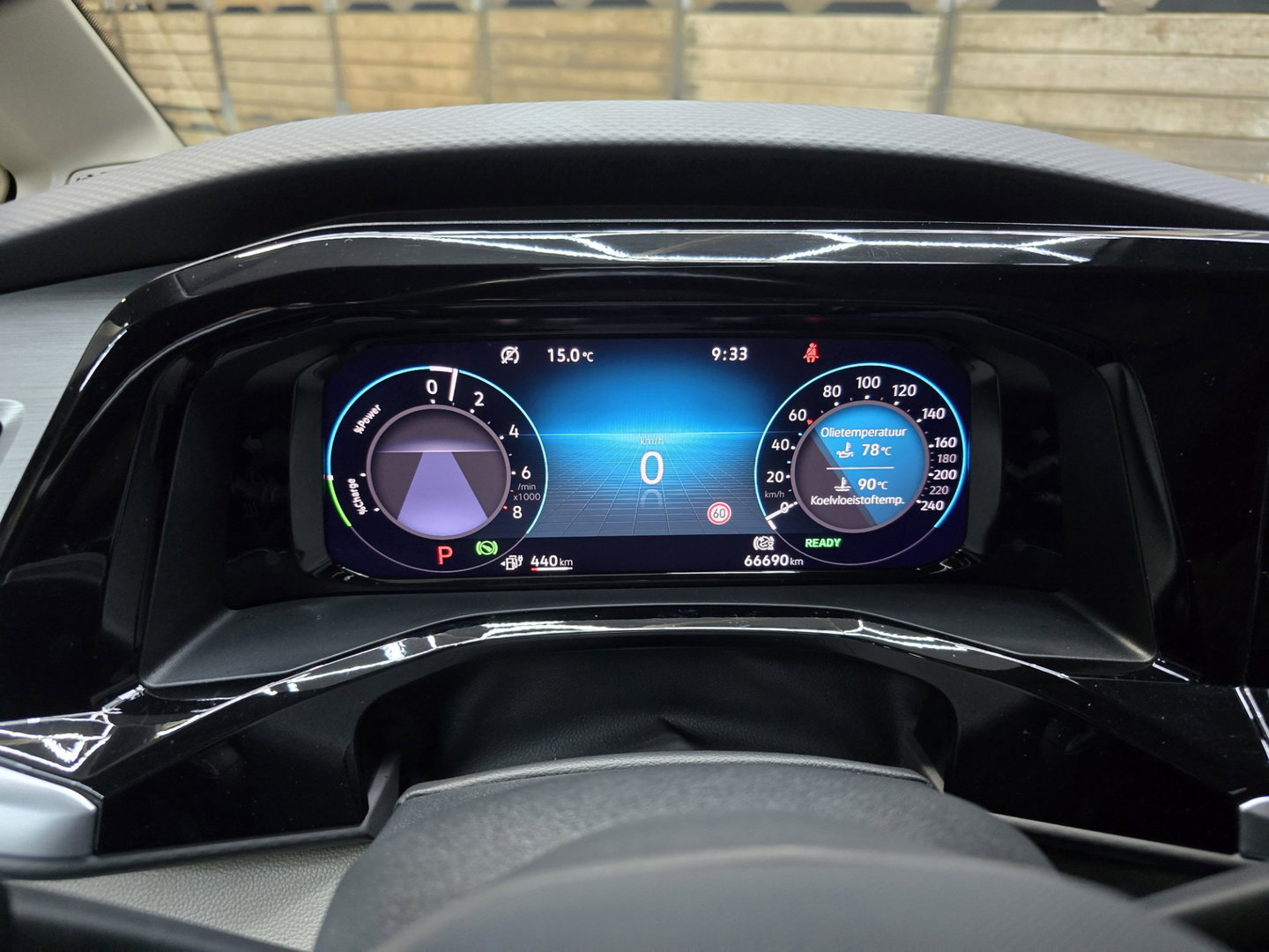Volkswagen Multivan 1.4 eHybrid L2H1 Style 7p. Trekh. 218 PK DSG Pano LEd Carplay Clima Cruise 17"LM 97.8 % SOH