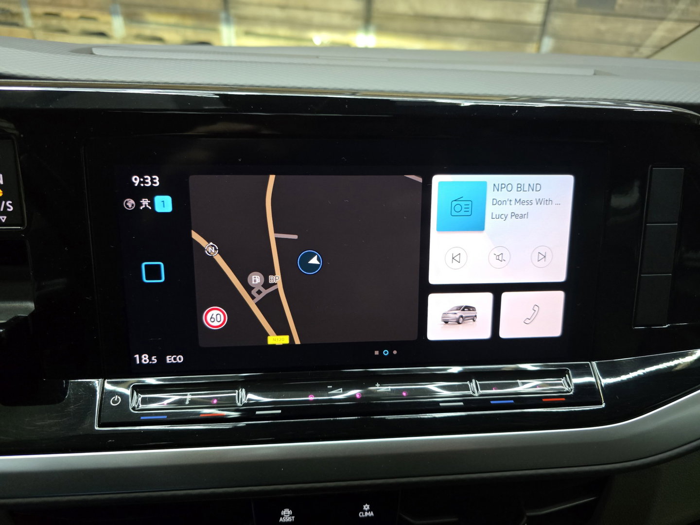 Volkswagen Multivan 1.4 eHybrid L2H1 Style 7p. Trekh. 218 PK DSG Pano LEd Carplay Clima Cruise 17"LM 97.8 % SOH