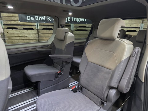 Volkswagen Multivan 1.4 eHybrid L2H1 Style 7p. Trekh. 218 PK DSG Pano LEd Carplay Clima Cruise 17"LM 97.8 % SOH
