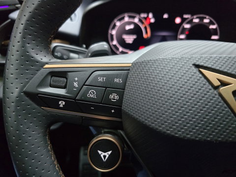 CUPRA Terramar 1.5 TSI e-Hybrid VZ Performance Pano Sennheiser Matrix Trekhaak