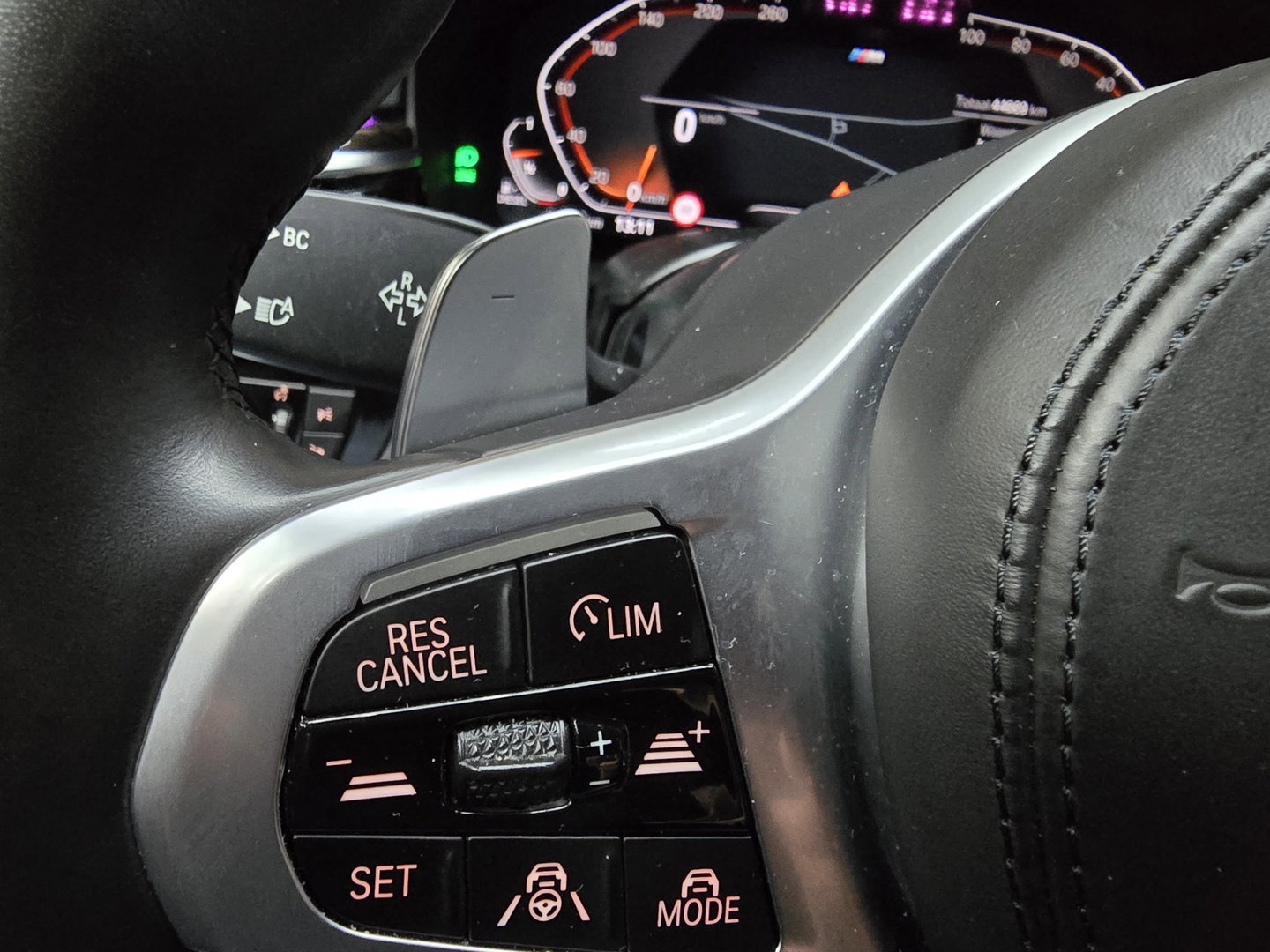 BMW 5 Serie 530d Business Edition Plus M-Sport Laser Led Pano Leder HUD Clima Cruise 18"LM