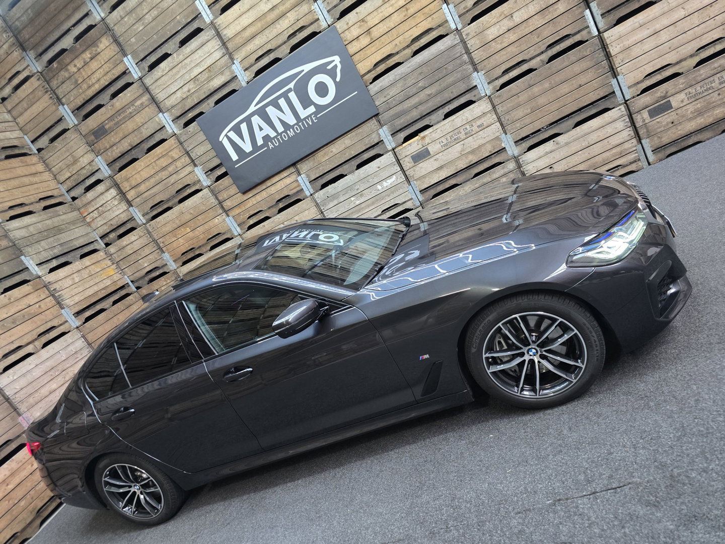 BMW 5 Serie 530d Business Edition Plus M-Sport Laser Led Pano Leder HUD Clima Cruise 18"LM