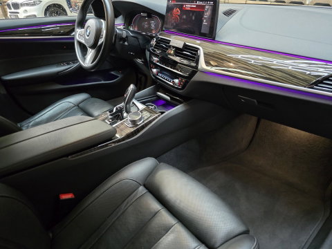 BMW 5 Serie 530d Business Edition Plus M-Sport Laser Led Pano Leder HUD Clima Cruise 18"LM