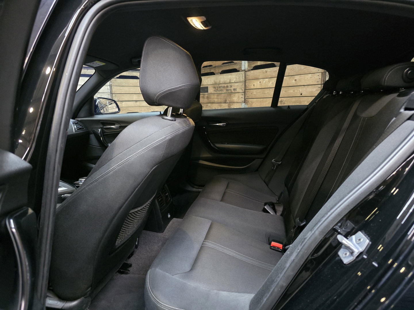 BMW 1-serie 118i Executive Sportline Navi clima LED Shadowline cruise trekhaak LM