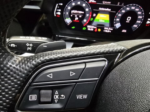 Audi A3 Sportback 40 TFSI e Edition S-Line TURBOBLAUW Pano HUD Keyless LED-Matrix Camera 19''LM
