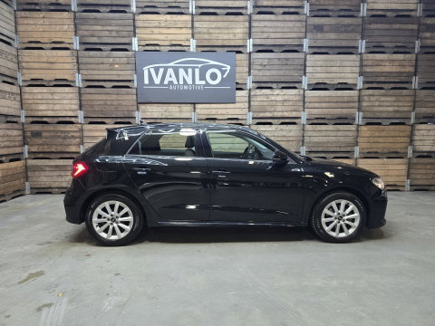Audi A1 Sportback 30 TFSI Advanced edition S-Line Carplay Navigatie Stoelverwarming 16"LM