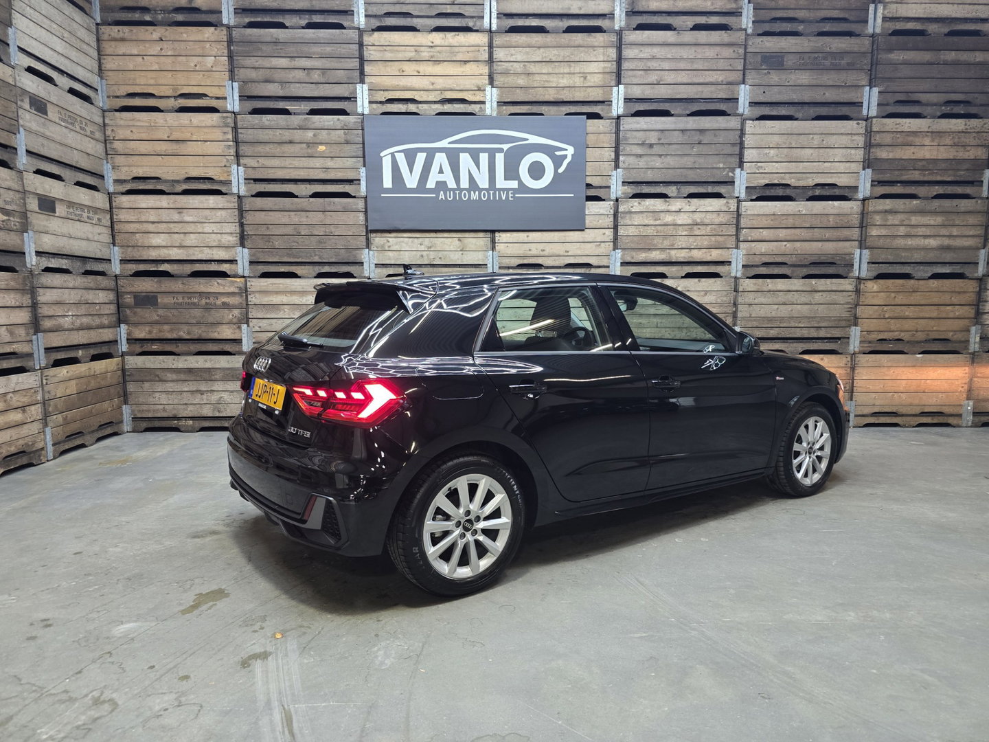 Audi A1 Sportback 30 TFSI Advanced edition S-Line Carplay Navigatie Stoelverwarming 16"LM