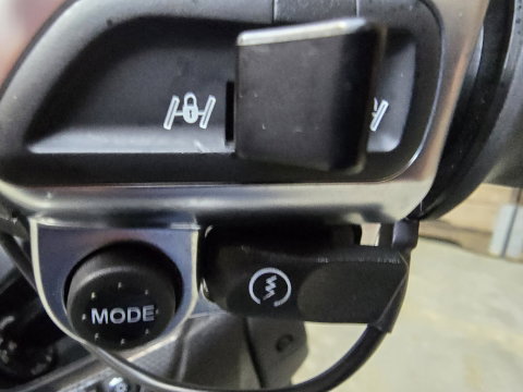 Piaggio Scooter 500 MP3 HPE Sport Advanced Stuurverwarming en achteruit! B-Rijbewijs!!
