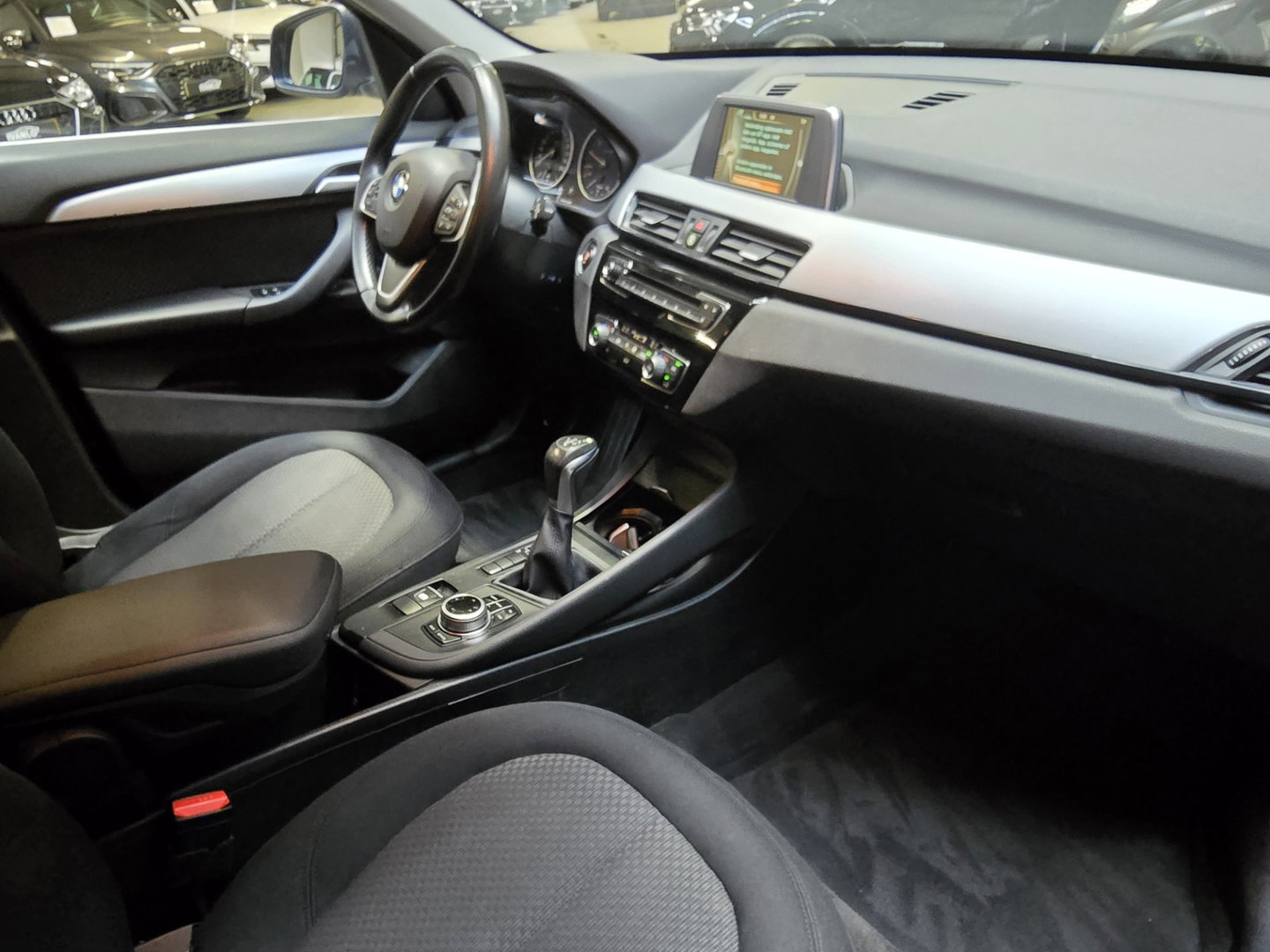 BMW X1 SDrive20i Centennial Executive Xenon Navi Airco Cruise PDC LM